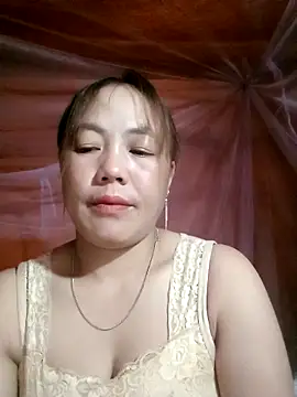 Snapshot of Sara_pusyy chatting on 04.29.26 Sara pusyy online show from 04.29.26