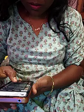 hyd couple7878 online show from 11.07.25