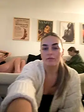 Snapshot of Bodacious_BrookeXO chatting on 11.10.25 Bodacious BrookeXO online show from 11.10.25