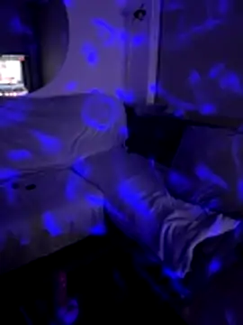 vikingcatbisexual online show from 11.21.25