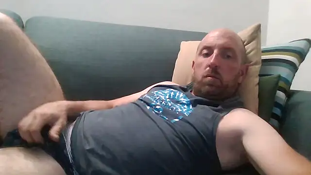 Snapshot of luca_beech88 chatting on 05.04.26 luca beech88 online show from 05.04.26