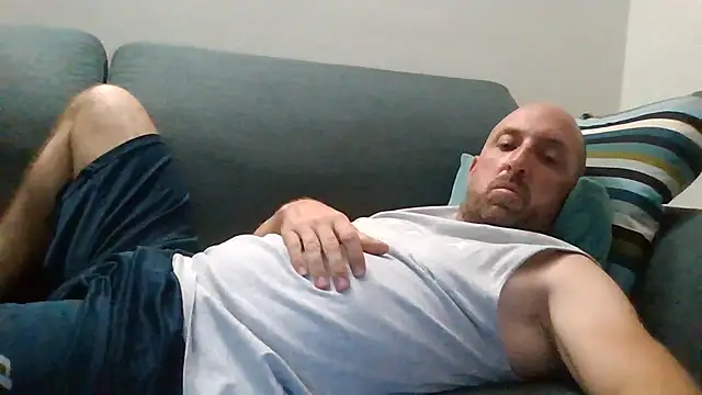 Snapshot of luca_beech88 chatting on 07.09.26 luca beech88 online show from 07.09.26