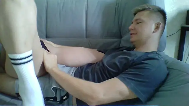 Snapshot of vulgar_Molly777 chatting on 11.15.25 vulgar Molly777 online show from 11.15.25