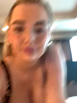 xxxrosie123 online show from 11.04.25