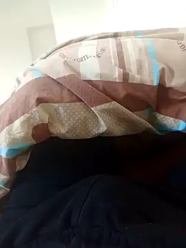 Snapshot of Hakan2100 chatting on 11.06.25 Hakan2100 online show from 11.06.25