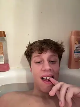 justenxoxo online show from 11.13.25