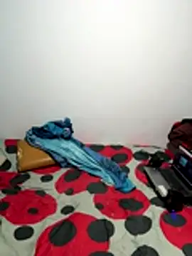 AlexanderBianchi2 online show from 12.19.25