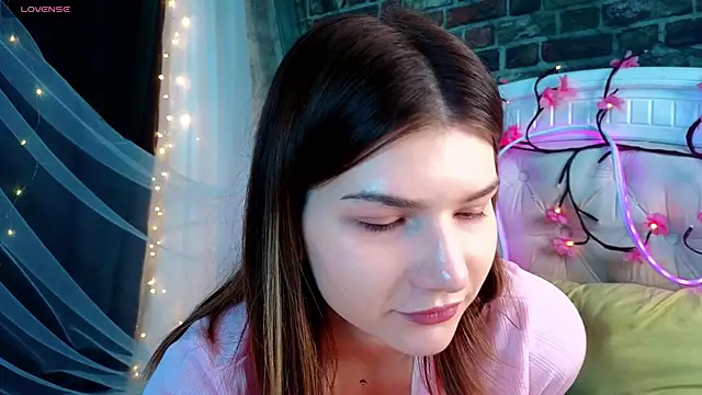 Snapshot of WilmaJohnson chatting on 02.22.26 WilmaJohnson online show from 02.22.26