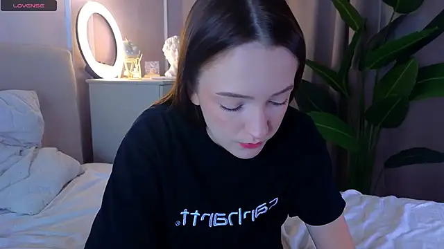 Snapshot of FrancesMason chatting on 02.26.26 FrancesMason online show from 02.26.26