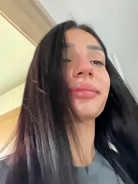 VickyM99 online show from 04.20.26