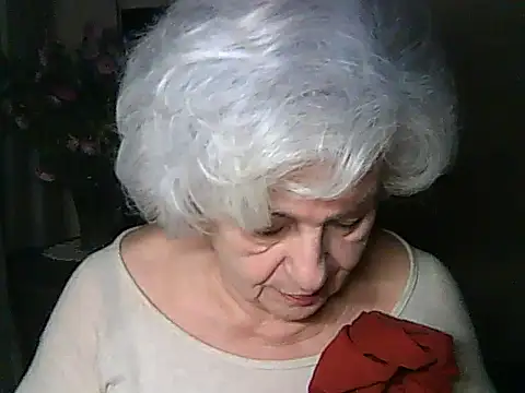 ValeriaKroww online show from 11.14.25