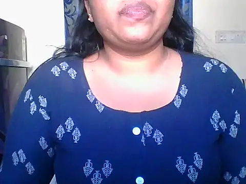 Snapshot of Mathi_cam chatting on 01.14.26 Mathi cam online show from 01.14.26