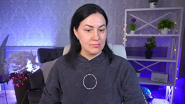 VelvetLuck online show from 03.06.26