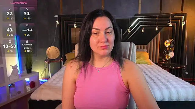 VelvetLuck online show from 03.25.26