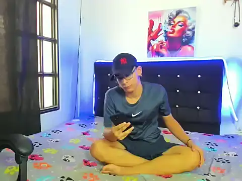 Camilo hot 21 online show from 11.04.25