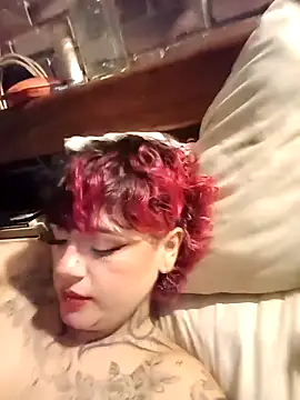 Snapshot of _AteneaRockstar_ chatting on 11.20.25 AteneaRockstar online show from 11.20.25