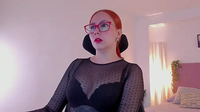 MistressErza online show from 06.02.26