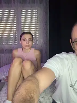 Snapshot of ares7ciao chatting on 11.17.25 ares7ciao online show from 11.17.25