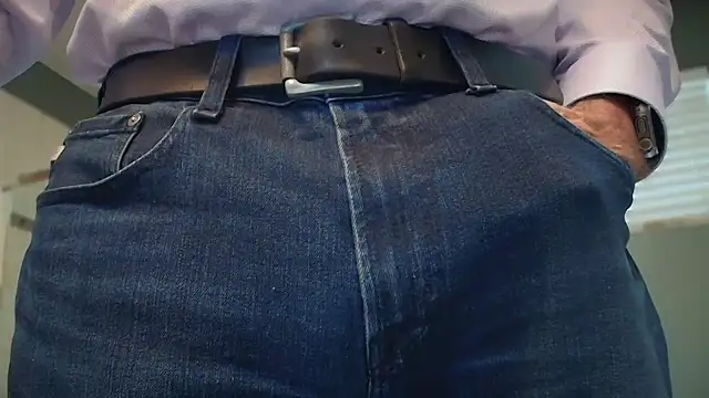 Snapshot of centerfieldshow chatting on 11.04.25 centerfieldshow online show from 11.04.25