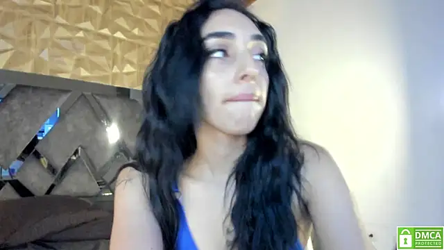 Kiara velvet   online show from 04.14.26