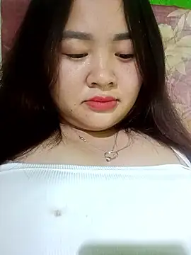 Bee-bgolden online show from 12.17.25