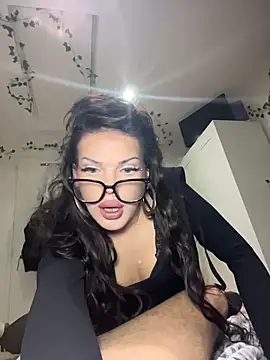 Snapshot of zowi101 chatting on 02.26.26 zowi101 online show from 02.26.26