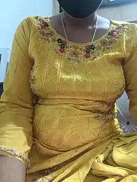 Snapshot of collagesonam chatting on 02.25.26 collagesonam online show from 02.25.26