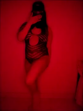 Snapshot of SosoAlby chatting on 11.19.25 SosoAlby online show from 11.19.25