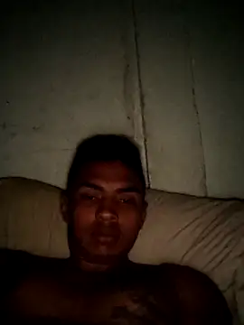 Snapshot of ferMelendezo chatting on 11.04.25 ferMelendezo online show from 11.04.25