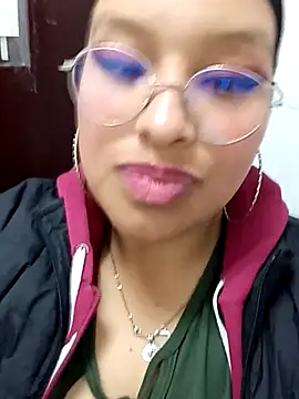 Snapshot of Isaabeellaa_deemoonny1 chatting on 11.07.25 Isaabeellaa deemoonny1 online show from 11.07.25