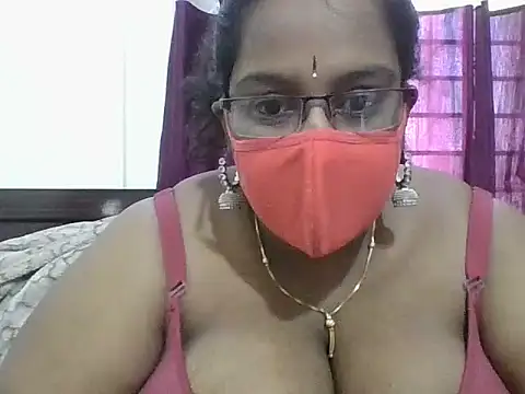 hootypriya online show from 02.18.26