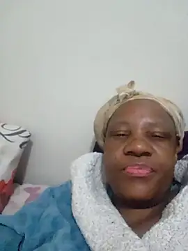 Mommy Sienna online show from 12.15.25