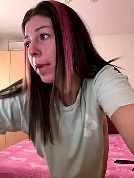 EdaQueen online show from 12.22.25