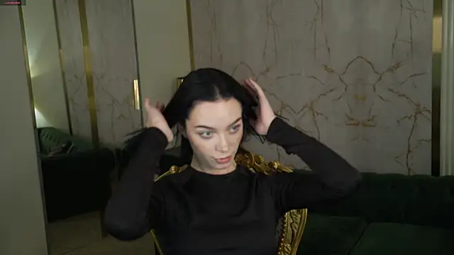 Snapshot of Rita_Moon054 chatting on 11.25.25 Rita Moon054 online show from 11.25.25