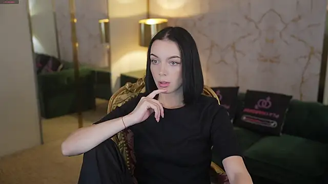 Snapshot of Rita_Moon054 chatting on 12.04.25 Rita Moon054 online show from 12.04.25