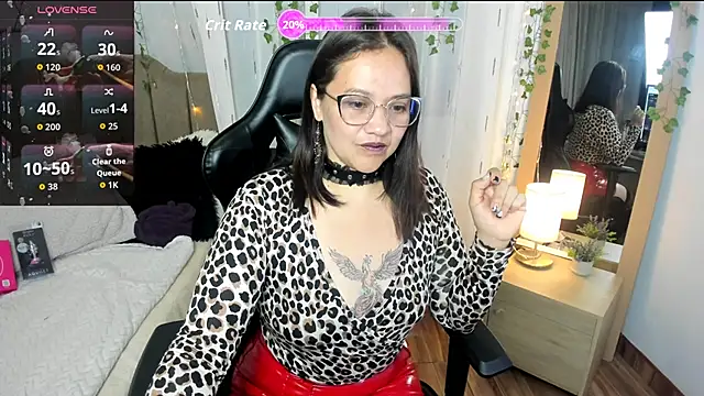 Snapshot of Victoria_Wilde_ chatting on 02.03.26 Victoria Wilde online show from 02.03.26