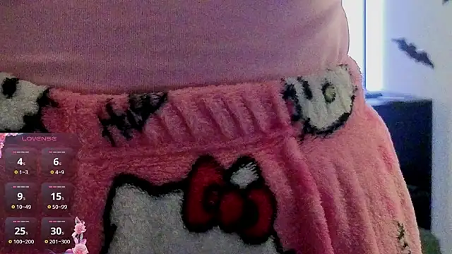 Snapshot of violetwluv chatting on 11.07.25 violetwluv online show from 11.07.25