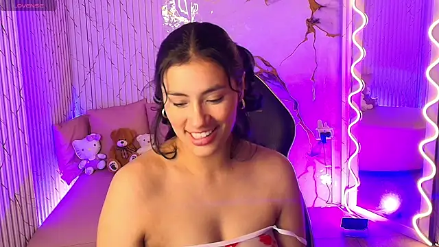 PEACHY TAY online show from 03.29.26