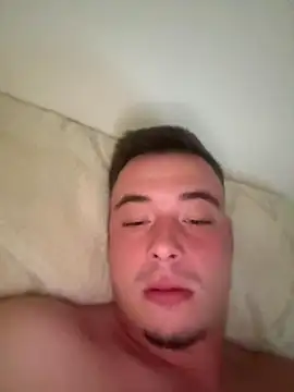 Snapshot of Carlostosssss chatting on 11.05.25 Carlostosssss online show from 11.05.25