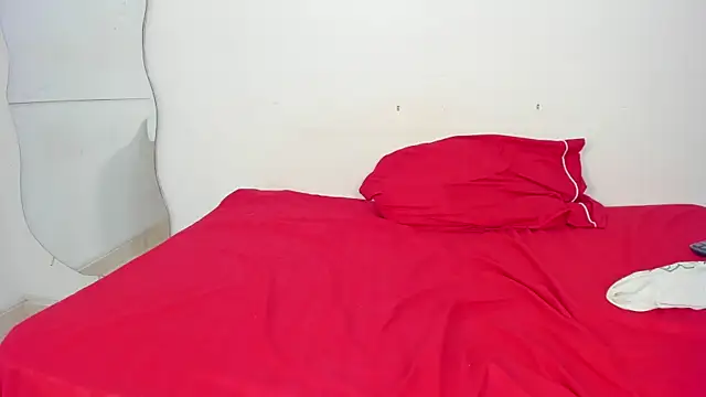 kendra lovv online show from 12.22.25