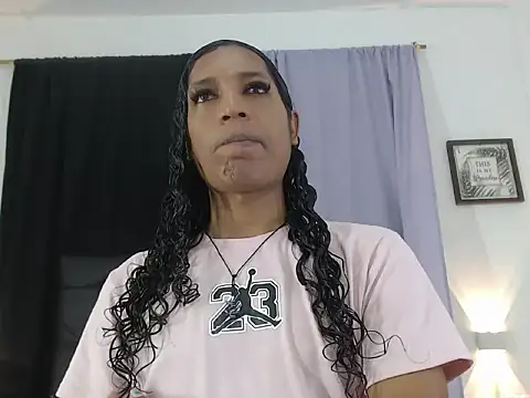 MiaCoock online show from 11.10.25