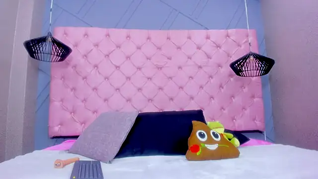 Mia Horney online show from 12.01.25