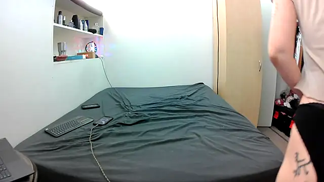 Empress Lilith online show from 01.31.26