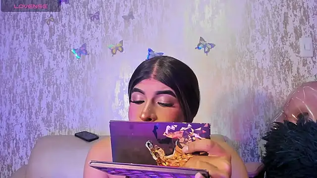 Snapshot of camii_raux chatting on 02.24.26 camii raux online show from 02.24.26