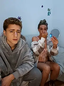 Snapshot of minervaystiven chatting on 11.06.25 minervaystiven online show from 11.06.25