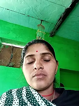 Snapshot of Hot_neasi chatting on 11.08.25 Hot neasi online show from 11.08.25