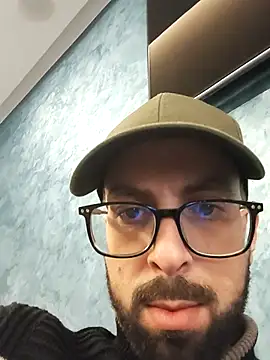 Snapshot of Badikarde chatting on 11.07.25 Badikarde online show from 11.07.25