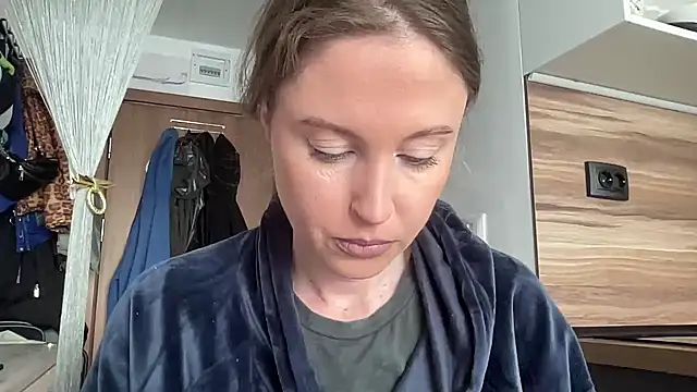 Ameli8 online show from 04.15.26