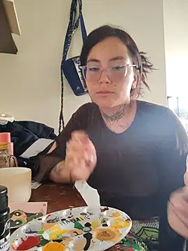 Snapshot of mr_arte chatting on 11.05.25 mr arte online show from 11.05.25