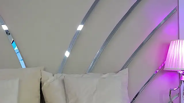 IvyNox online show from 12.01.25